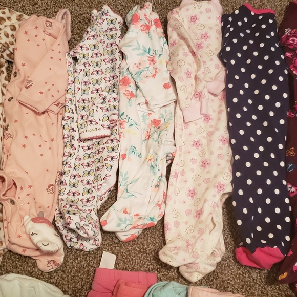 New born- 3 month baby girl clothes - Picture 8 of 9